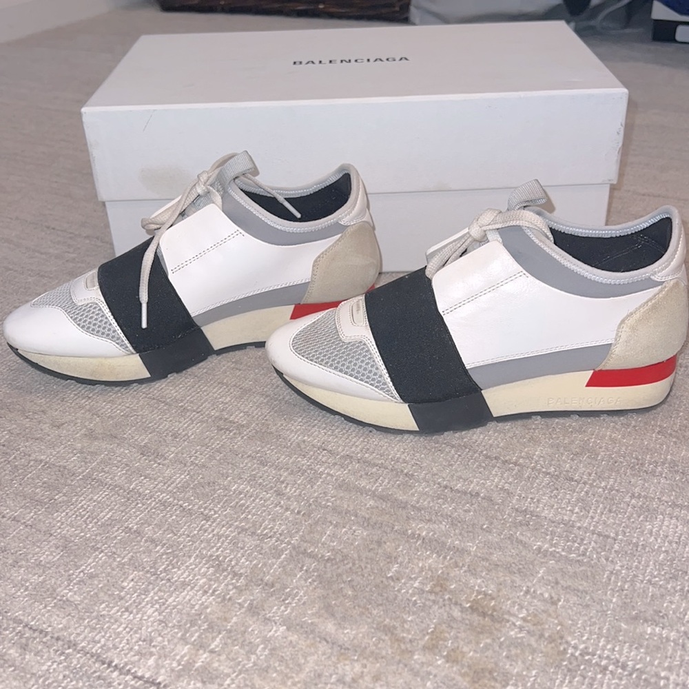 Balenciaga neoprene sneakers. Size 35/5. See details on wear.